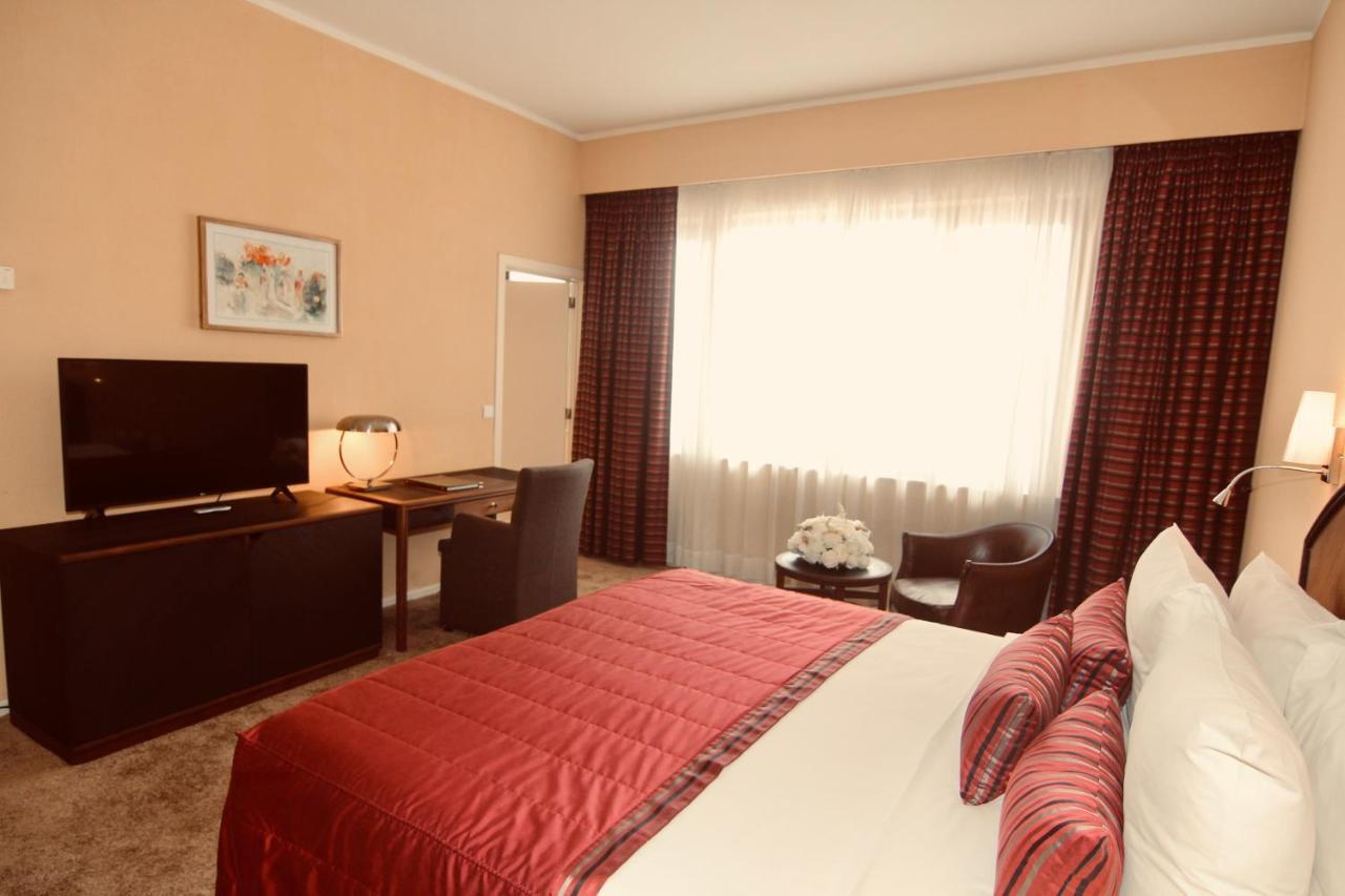 Hotel Memling Кіншаса Екстер'єр фото