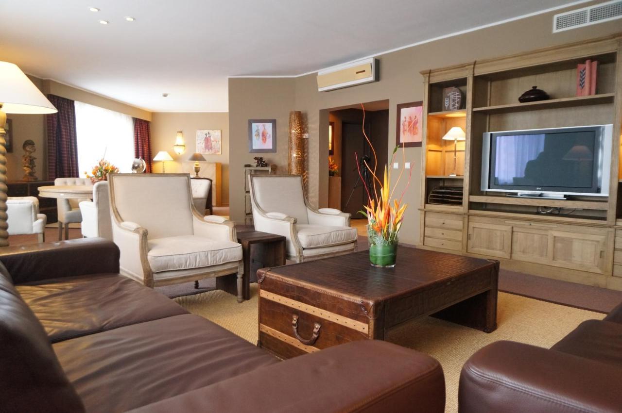 Hotel Memling Кіншаса Екстер'єр фото