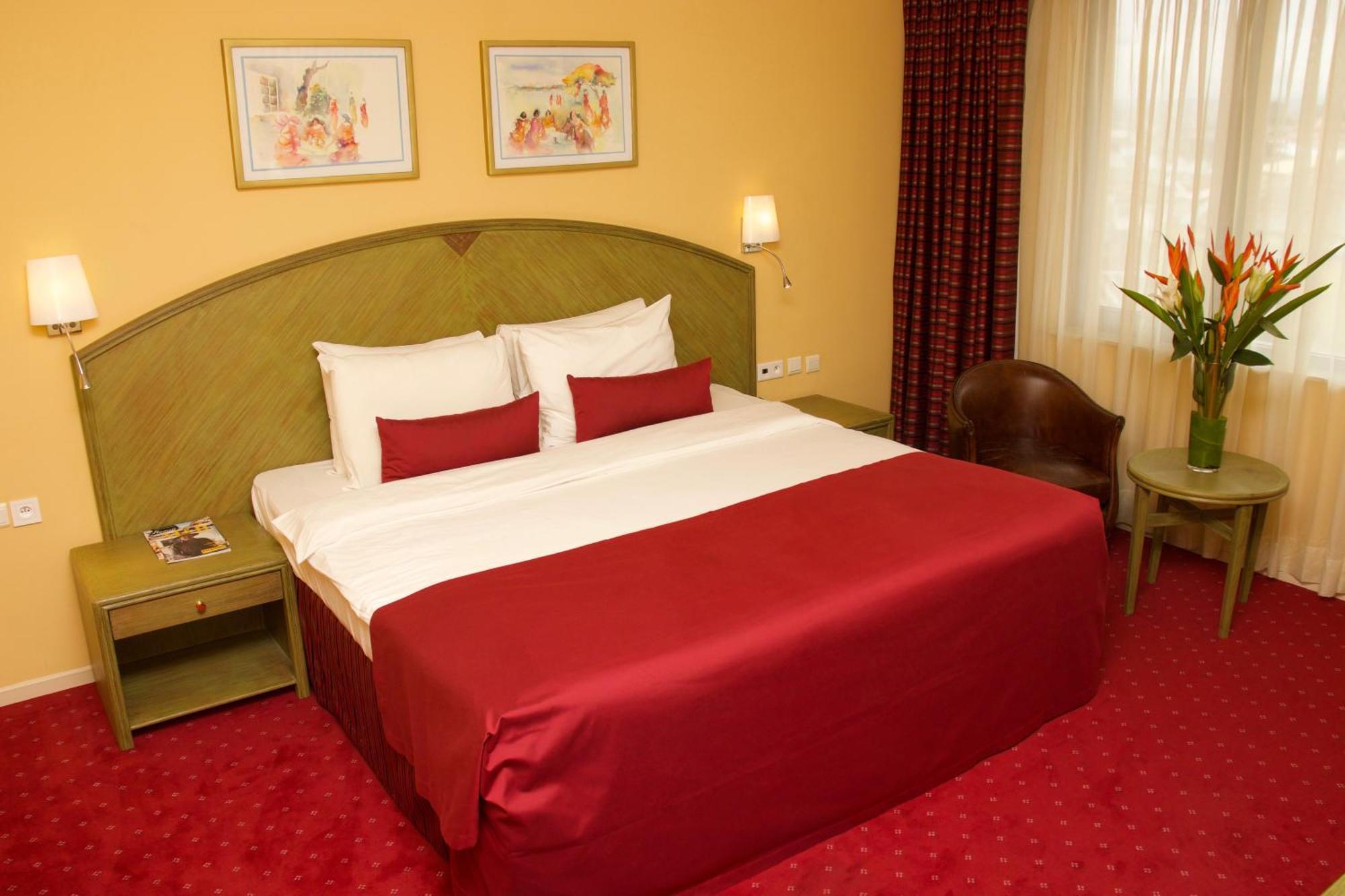 Hotel Memling Кіншаса Екстер'єр фото