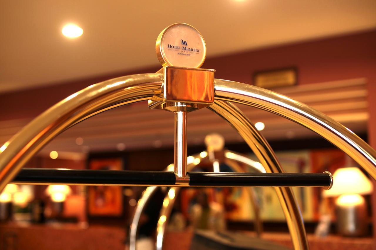 Hotel Memling Кіншаса Екстер'єр фото