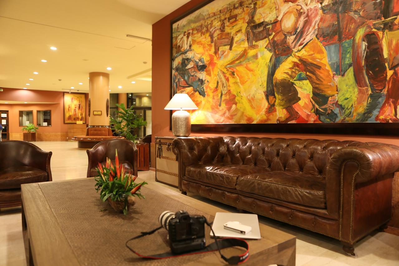 Hotel Memling Кіншаса Екстер'єр фото